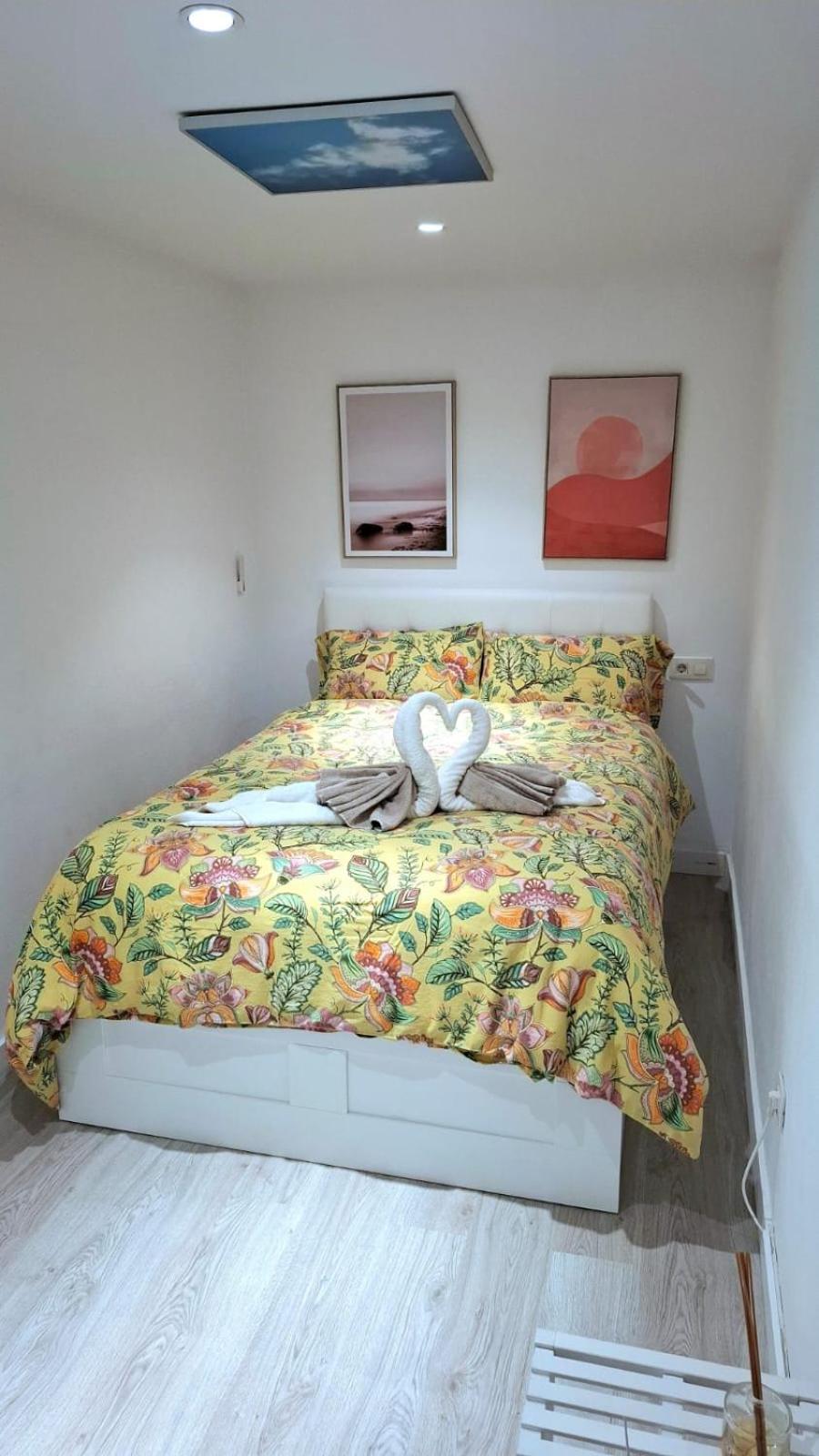 Moderno Apartamento Con Garaje Privado En El Centro De Vigo Exterior foto