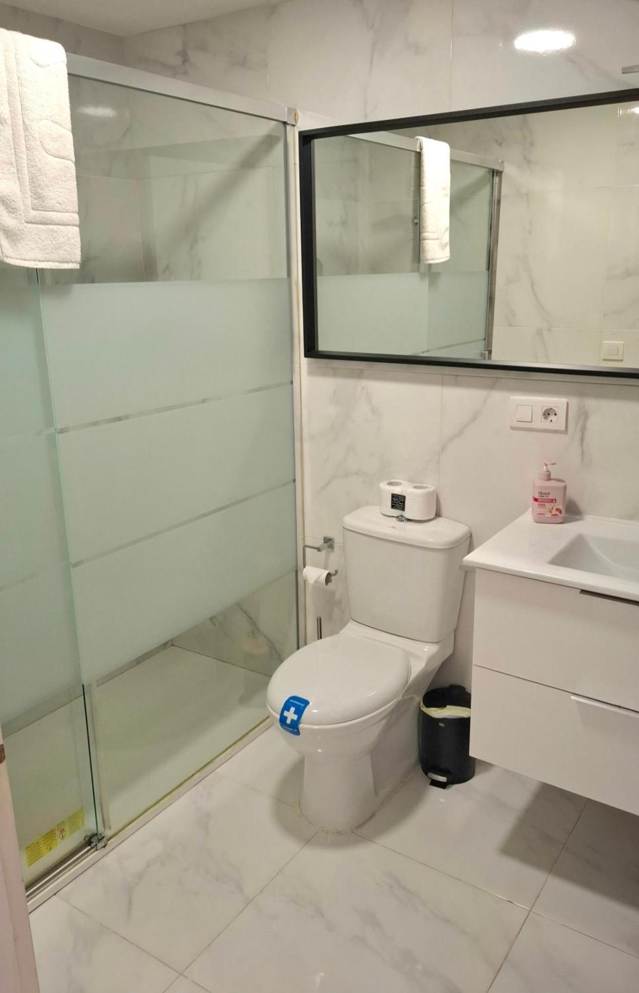 Moderno Apartamento Con Garaje Privado En El Centro De Vigo Quarto foto