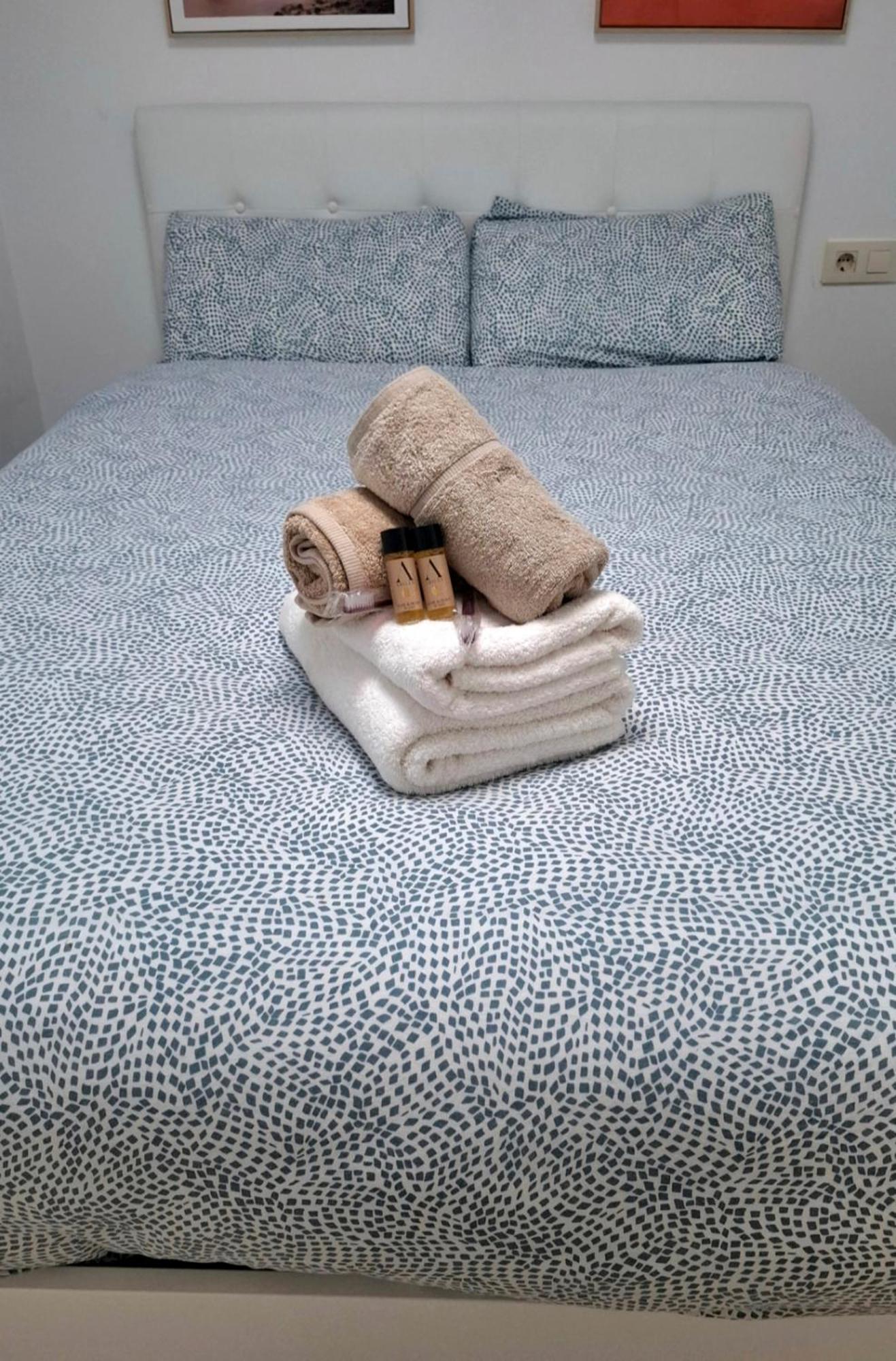 Moderno Apartamento Con Garaje Privado En El Centro De Vigo Quarto foto